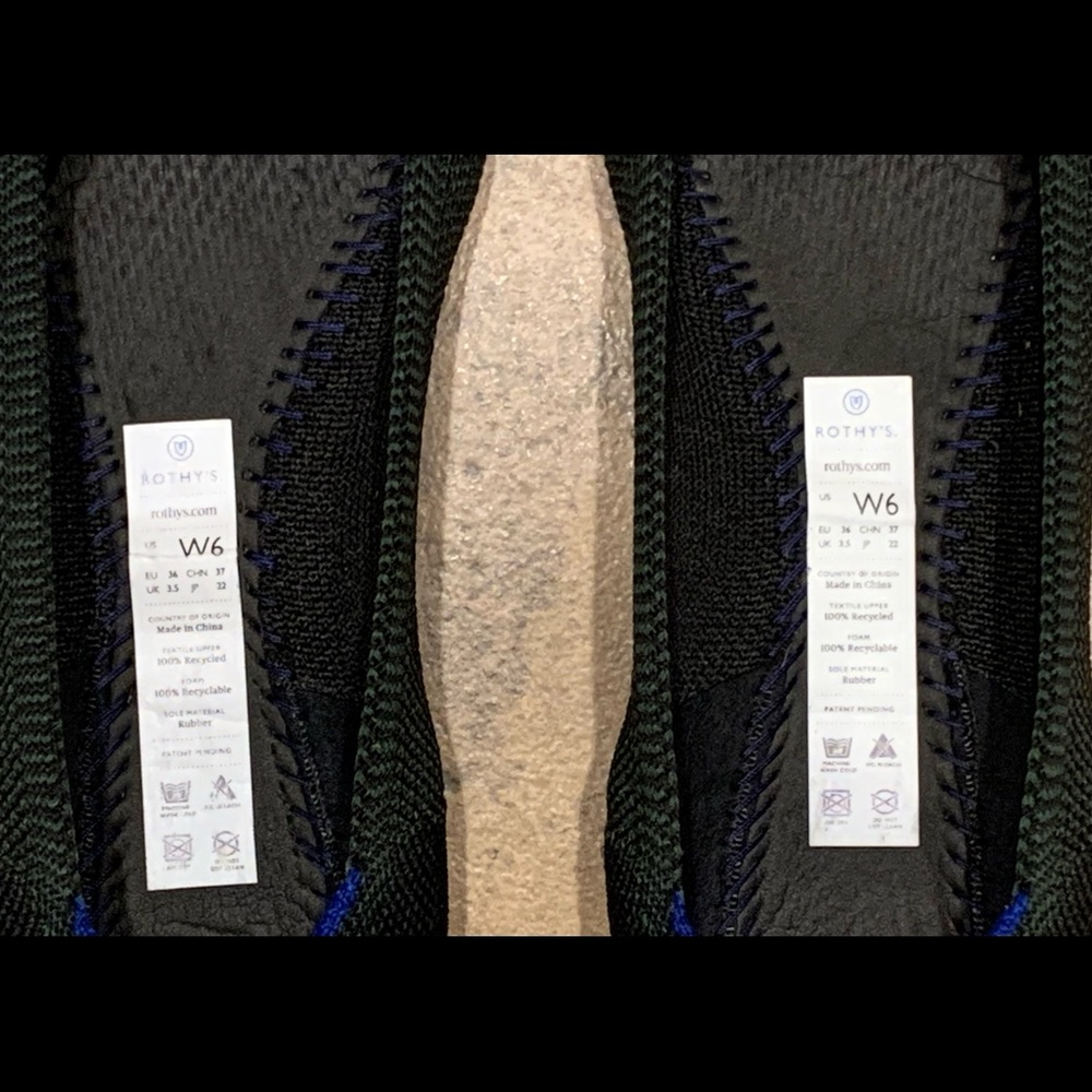 Veuc/Like New- Rothy’s Emerald Python Points Size… - image 4